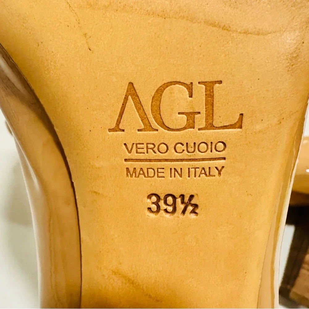 Womens‎ Size 9 Attilio Giusti Leombruni AGL Biege Patent Leather Shoe Pump Heel